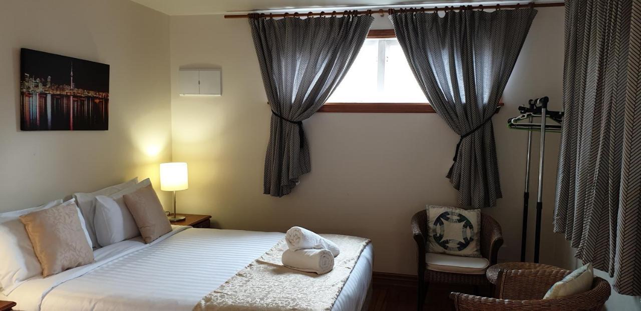 Seaport Village Motel 3*